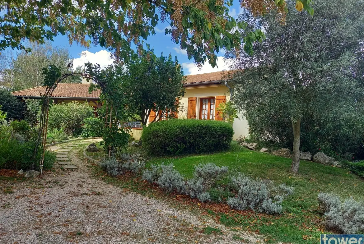 Maison de 130m² avec terrain de 3000m² près de Carbonne - Calme et proximité A64 