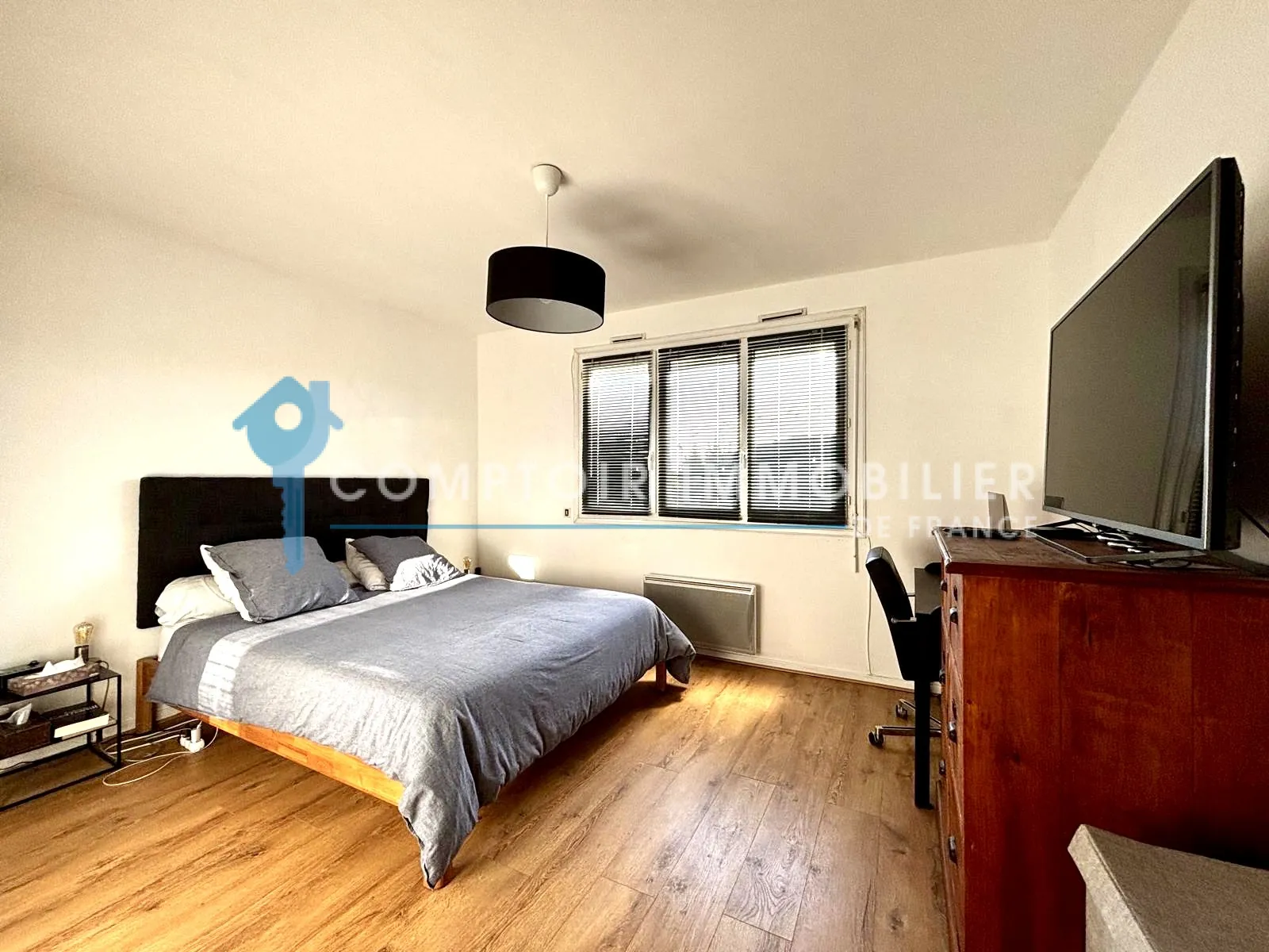 Maison de 94 m² à Bruguieres avec fort potentiel dans quartier calme 