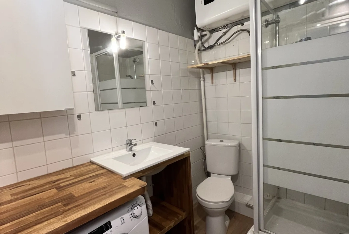 Appartement 1/2 pièces rénové à proximité de la Timone à Marseille 