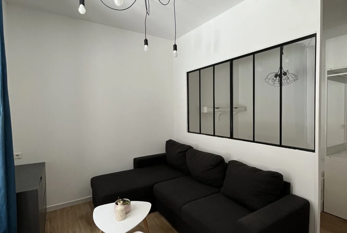 Appartement 1/2 pièces rénové à proximité de la Timone à Marseille 