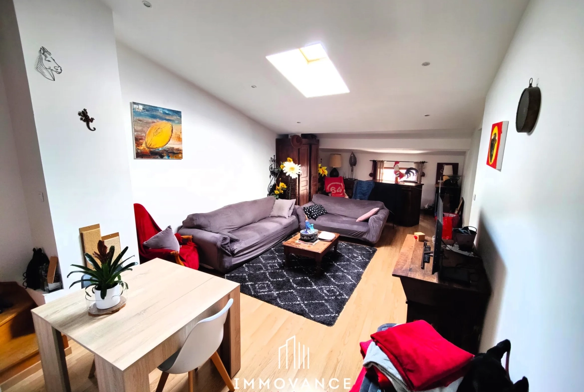 Appartement rénové de 84 m² au centre de Viols-le-Fort 