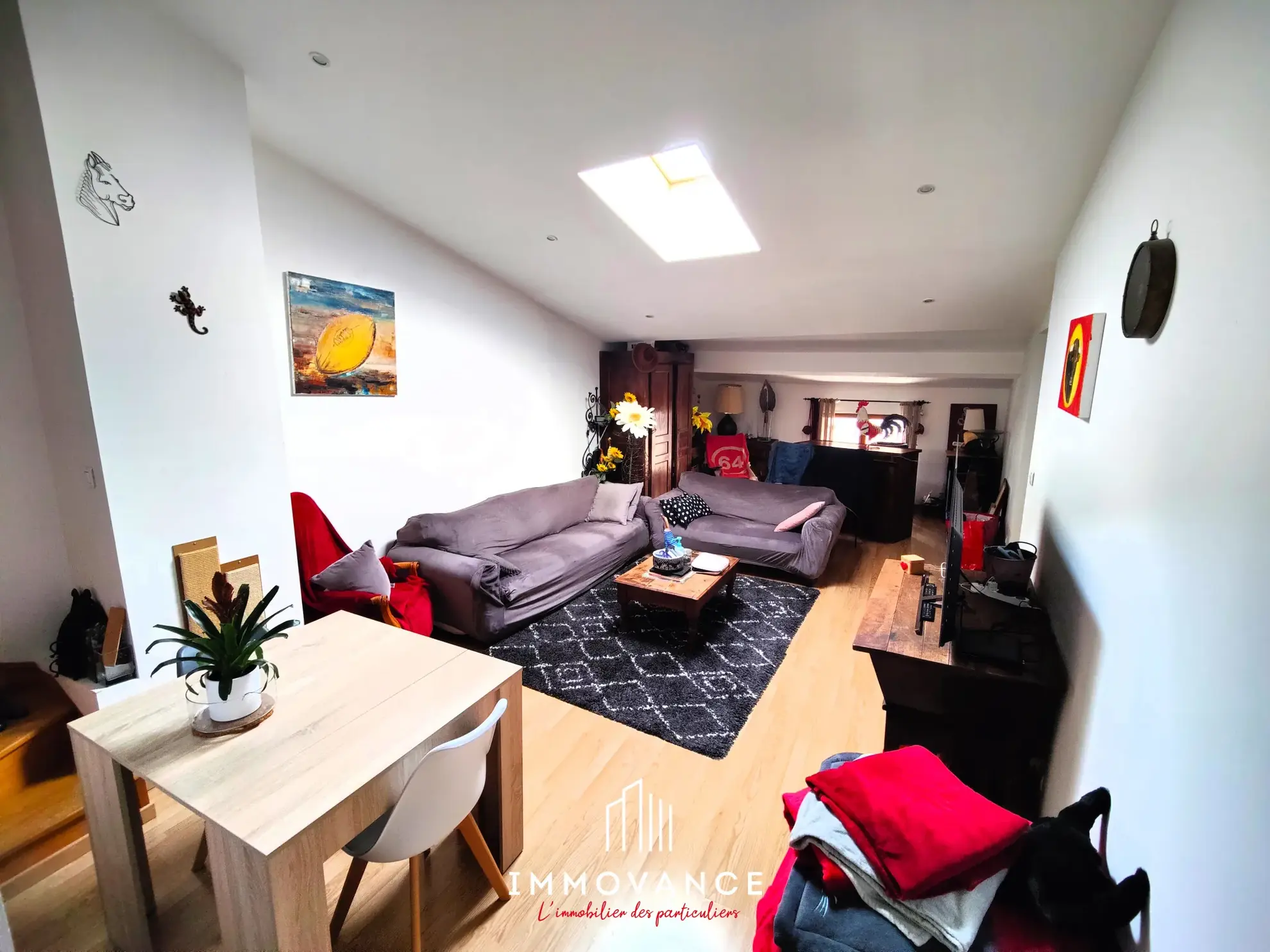 Appartement rénové de 84 m² au centre de Viols-le-Fort 