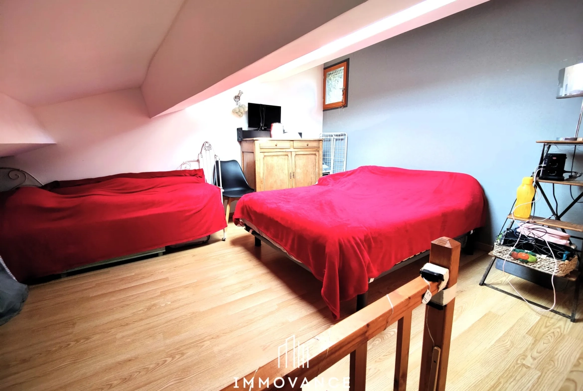 Appartement rénové de 84 m² au centre de Viols-le-Fort 