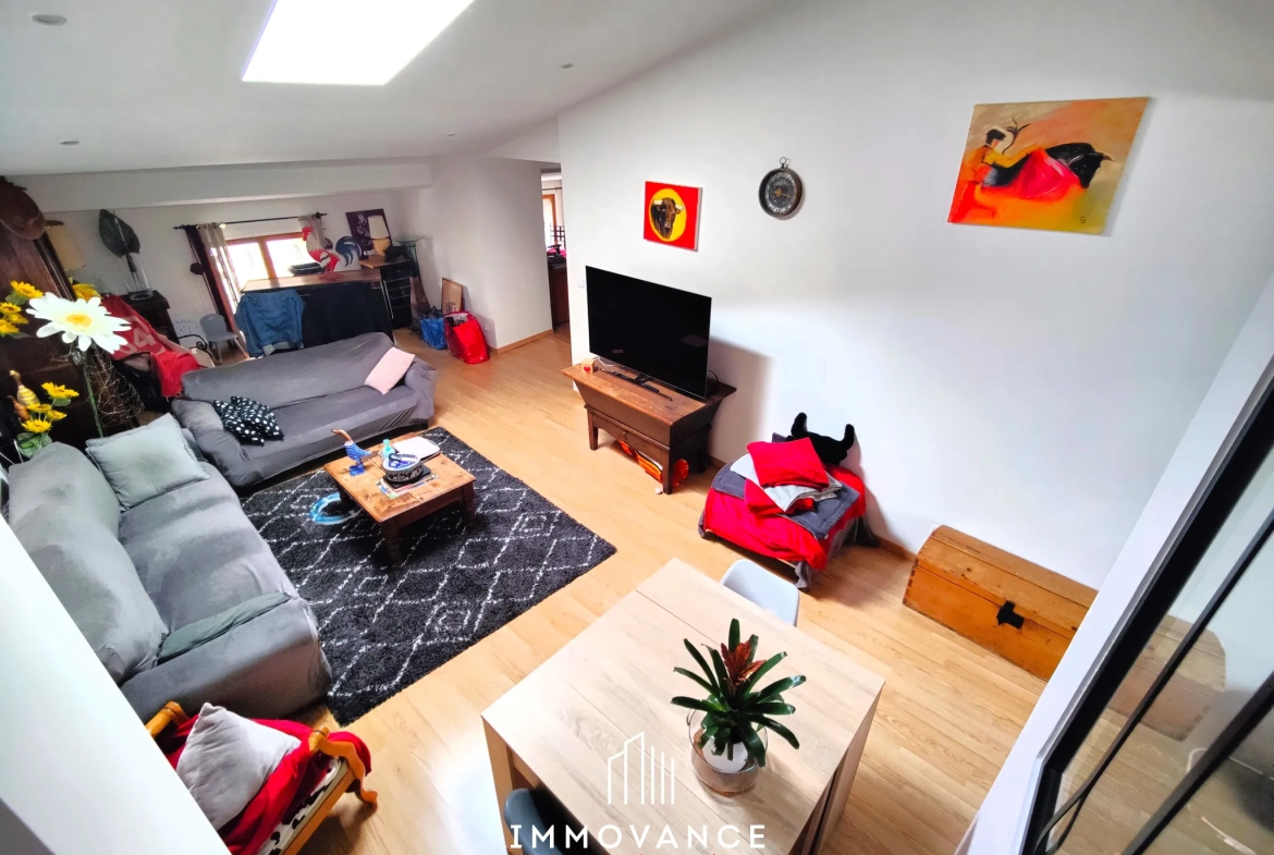 Appartement rénové de 84 m² au centre de Viols-le-Fort 