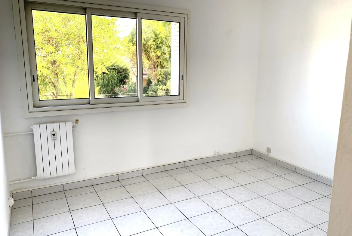 Appartement T3 à La Garde avec balcon et parking sécurisé 