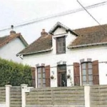 Maison à vendre à Migennes avec 2 chambres, garage et véranda à 32 000 euros