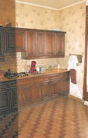 Maison à vendre à Migennes avec 2 chambres, garage et véranda à 32 000 euros 