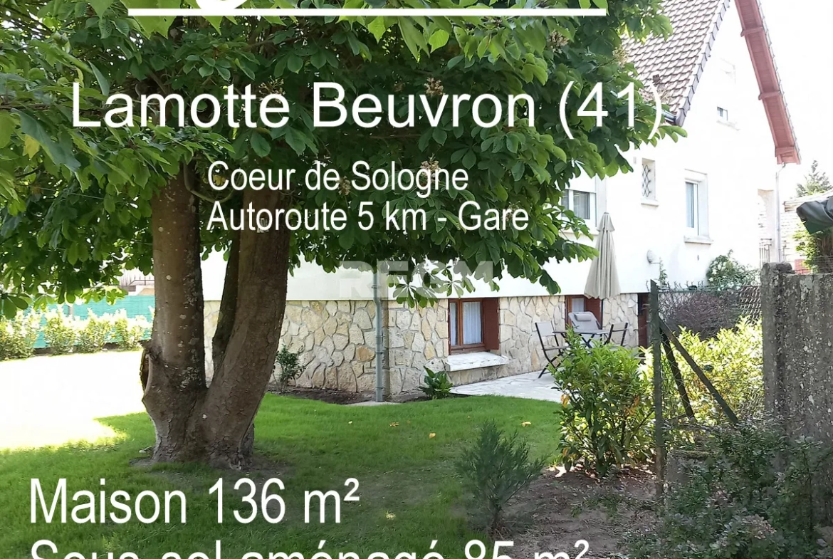 Maison à vendre à Lamotte Beuvron, 136 m² avec sous-sol aménagé et potentiel d’aménagement 
