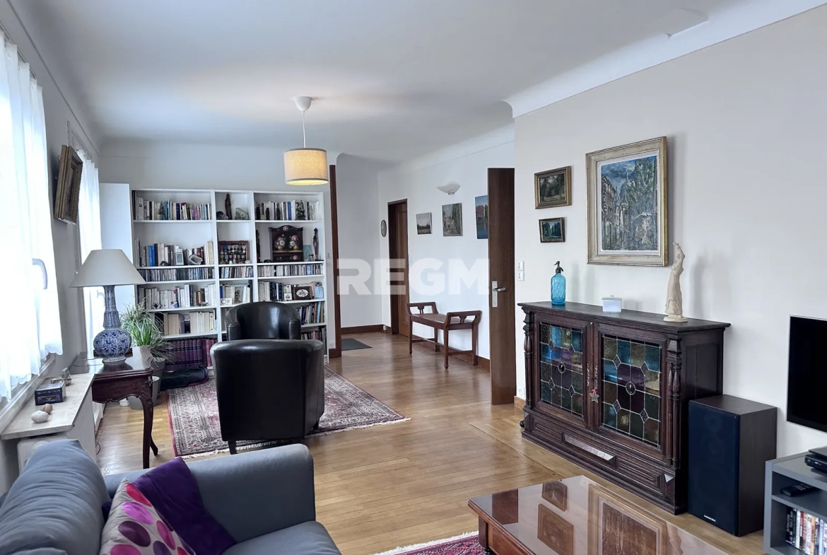 Maison à vendre à Lamotte Beuvron, 136 m² avec sous-sol aménagé et potentiel d’aménagement 