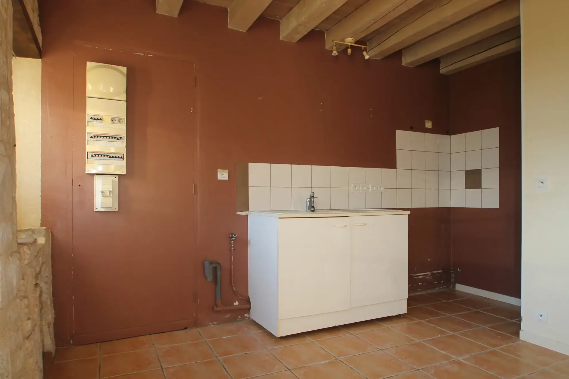 Maison en Pierre de 50 m2 à Barbezières avec Terrasse et Jardin 