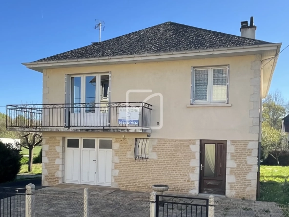 Maison 5 pièces à Objat (Corrèze) – 160 m² avec jardin et double entrée