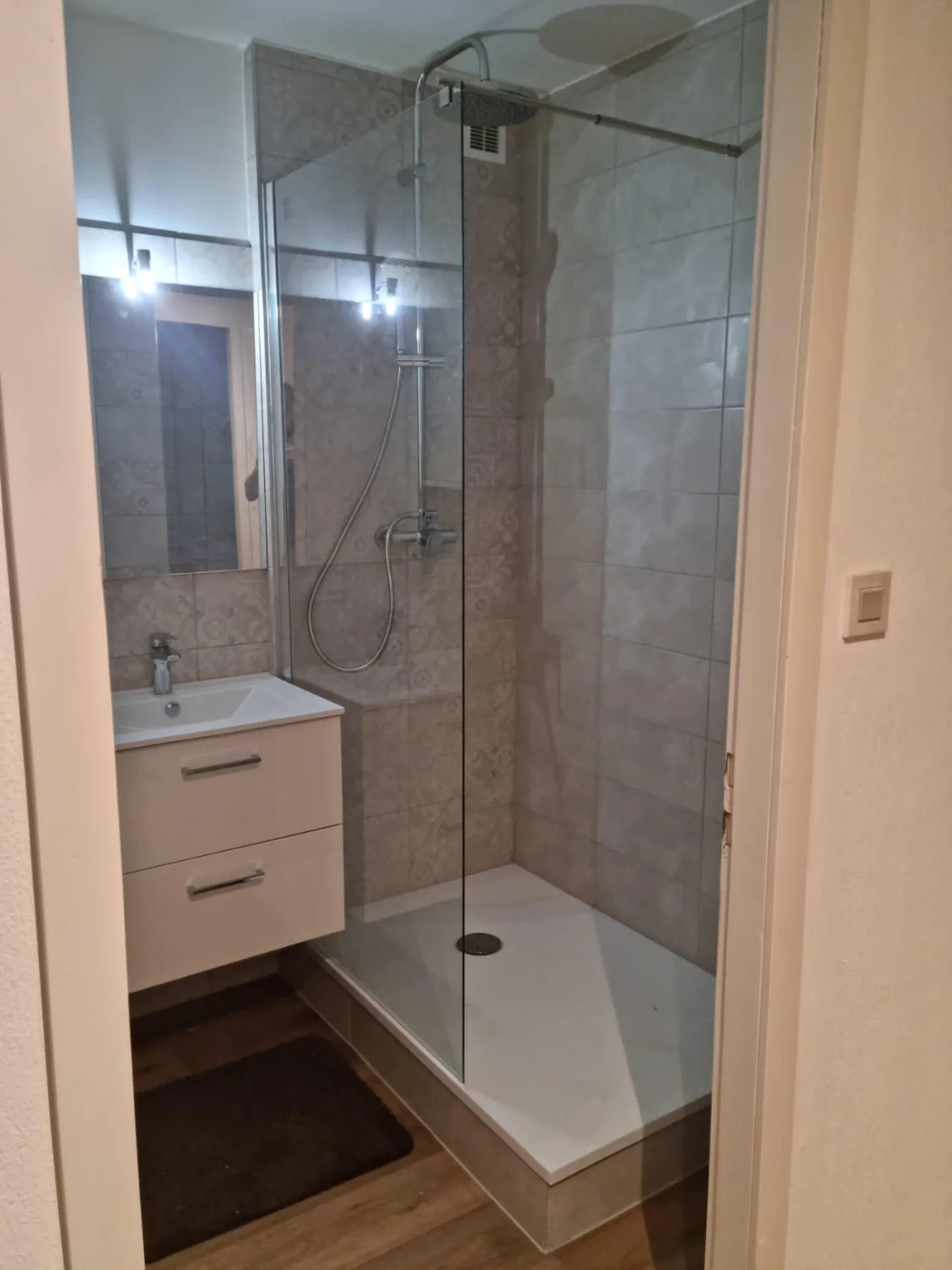 Appartement 3 pièces de 65 m² à Colmar avec balcon et garage en centre-ville 