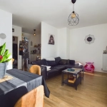 Vente d'un appartement 3 pièces avec jardin et parking à Saint-Pierre-du-Perray