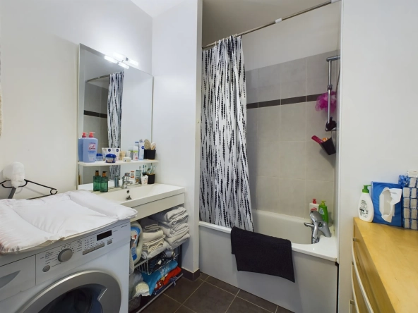 Vente d'un appartement 3 pièces avec jardin et parking à Saint-Pierre-du-Perray 
