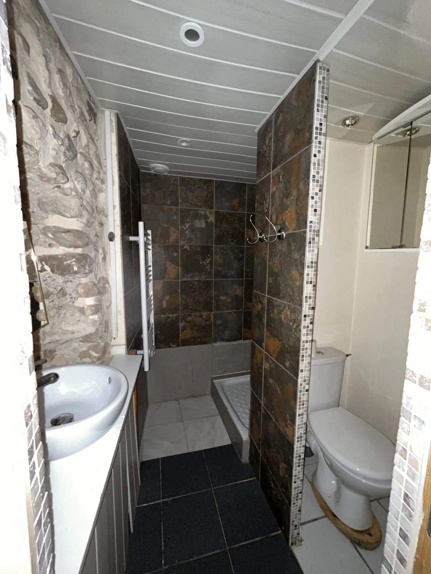 Maison de village T3/4 avec mezzanine et climatisation à Usclas d'Hérault 