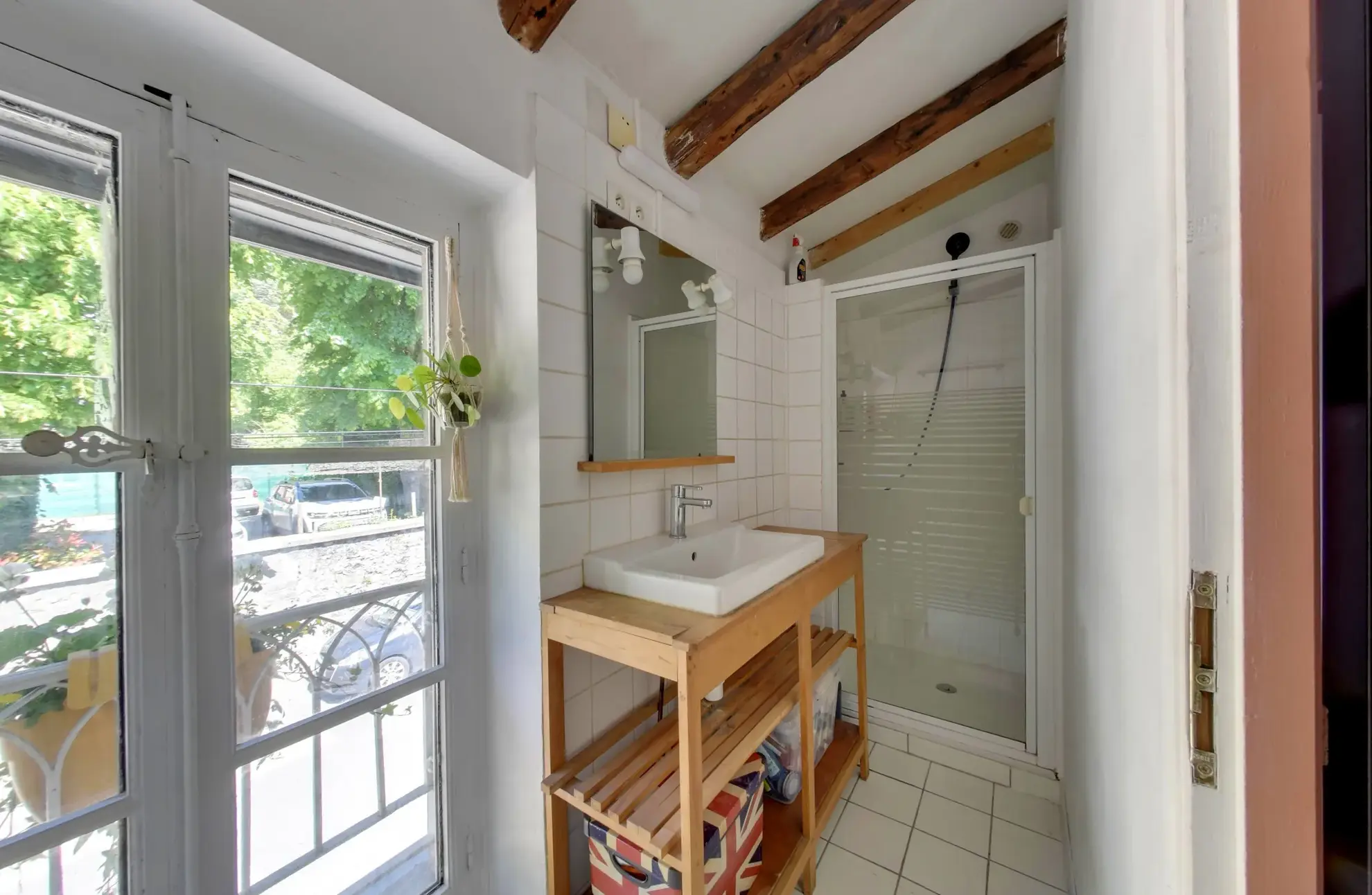 Belle maison de ville avec jardin à La Tronche, idéale pour premier achat 