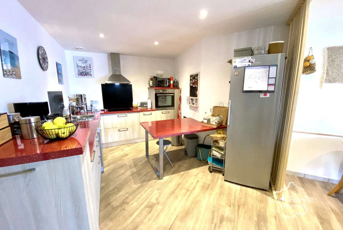Appartement T3 de 60 m² avec vue sur la marina à Sète 