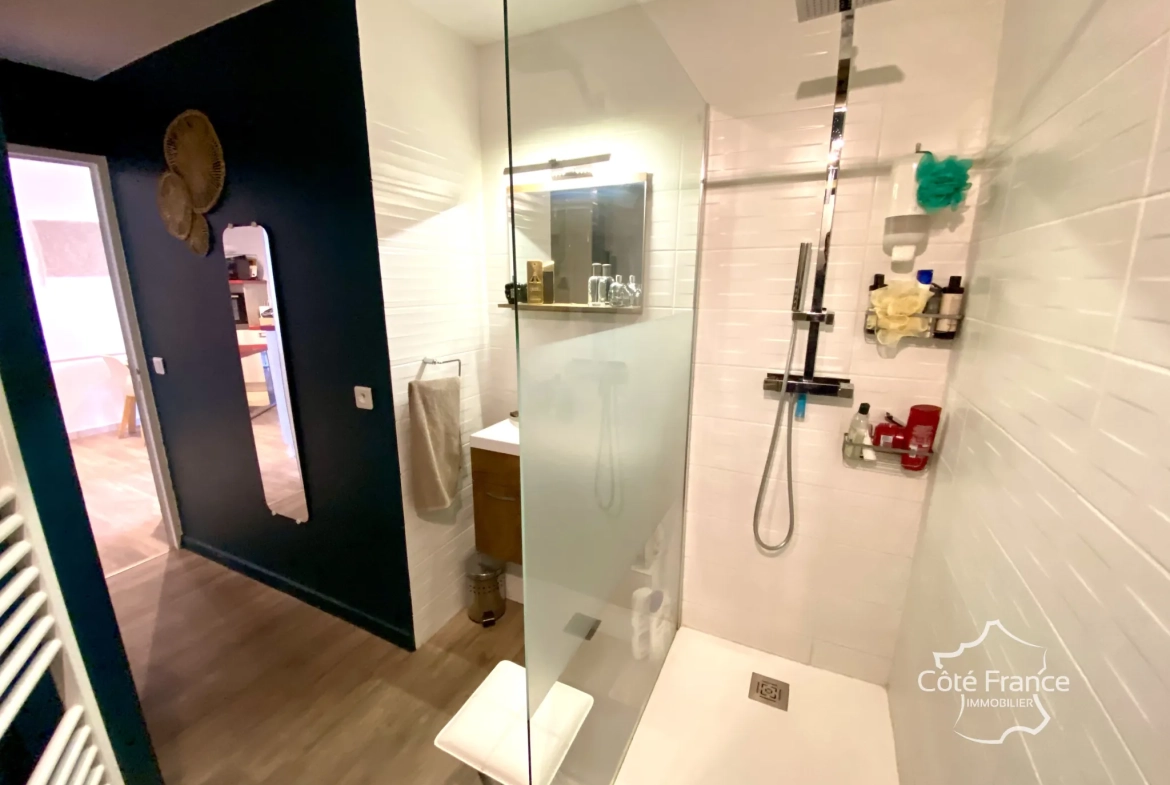 Appartement T3 de 60 m² avec vue sur la marina à Sète 