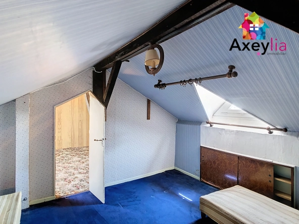 Maison familiale à Riorges avec 6 chambres sur terrain de 888 m² 