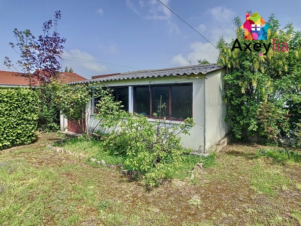 Maison familiale à Riorges avec 6 chambres sur terrain de 888 m² 
