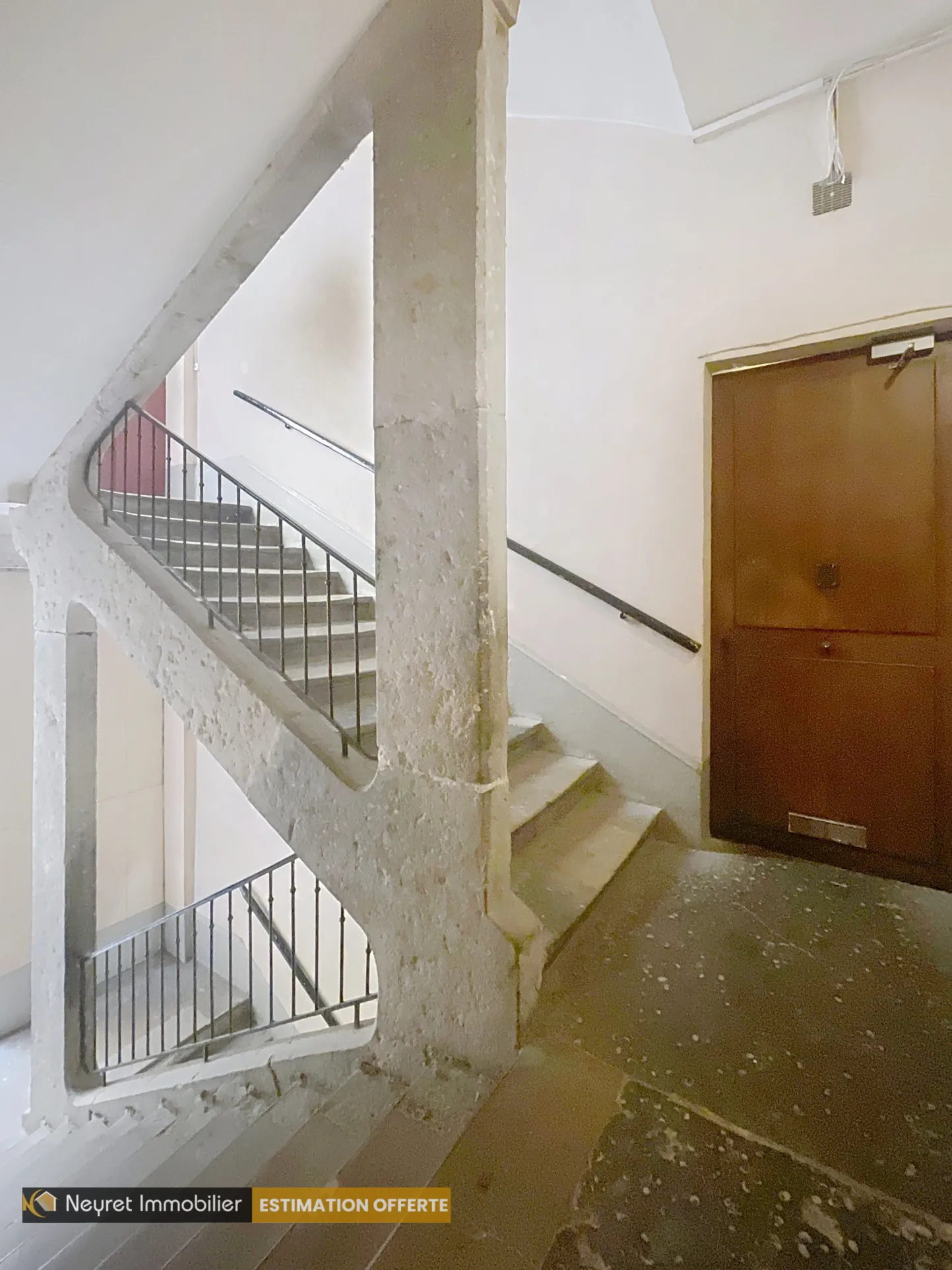 Appartement T2 lumineux à Lyon 2, idéal pour résidence ou investissement avec faibles charges 