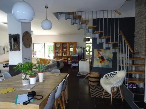 Maison T5 à Montpellier avec jardin et terrasse – Achat aux enchères avec Axion 