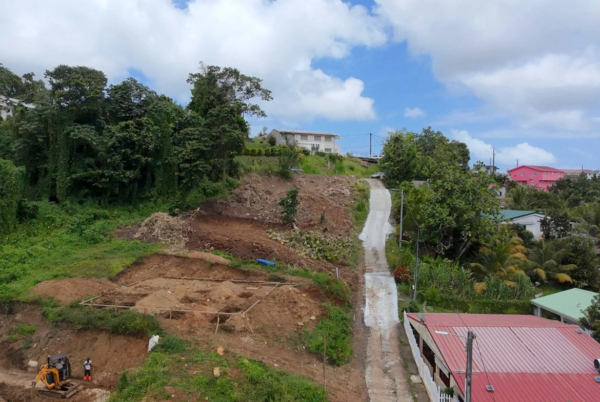 Beau terrain de 585 m² à vendre au Vauclin - Quartier calme et en hauteur 