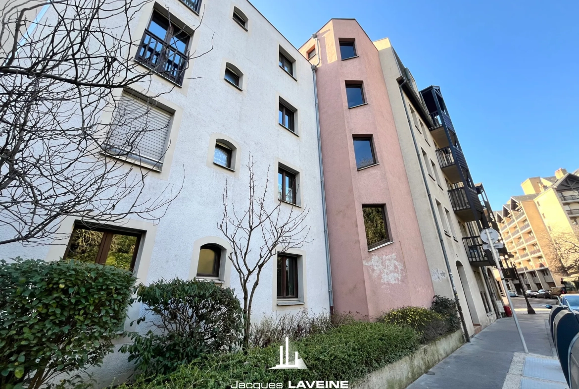 Appartement 4 pièces à Metz avec parking en centre-ville 