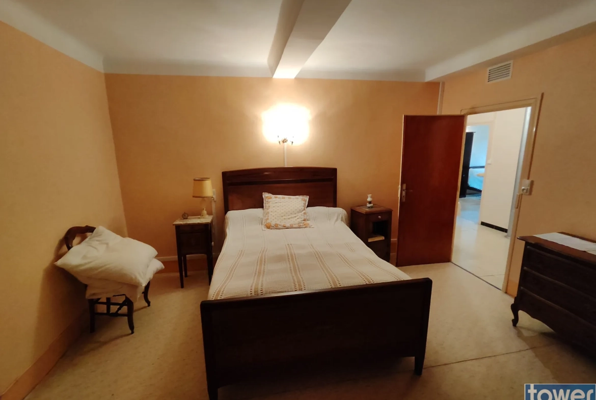 Maison de 120 m² avec grand potentiel et garage à Saint-Laurent-de-la-Cabrerisse 