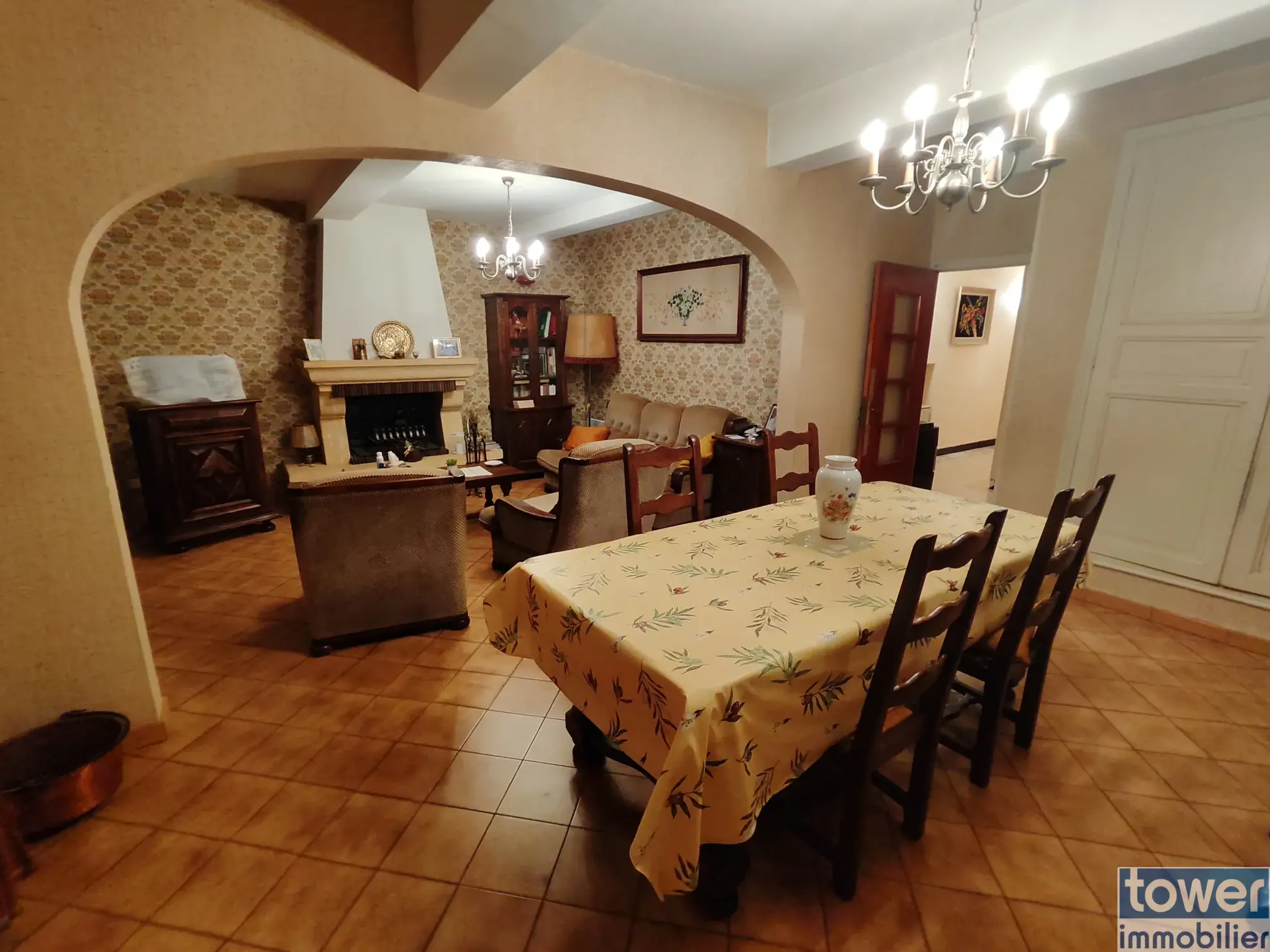 Maison de 120 m² avec grand potentiel et garage à Saint-Laurent-de-la-Cabrerisse 