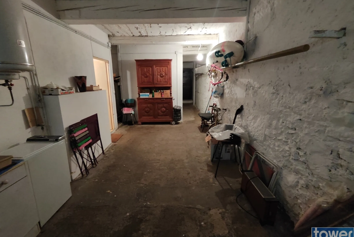 Maison de 120 m² avec grand potentiel et garage à Saint-Laurent-de-la-Cabrerisse 