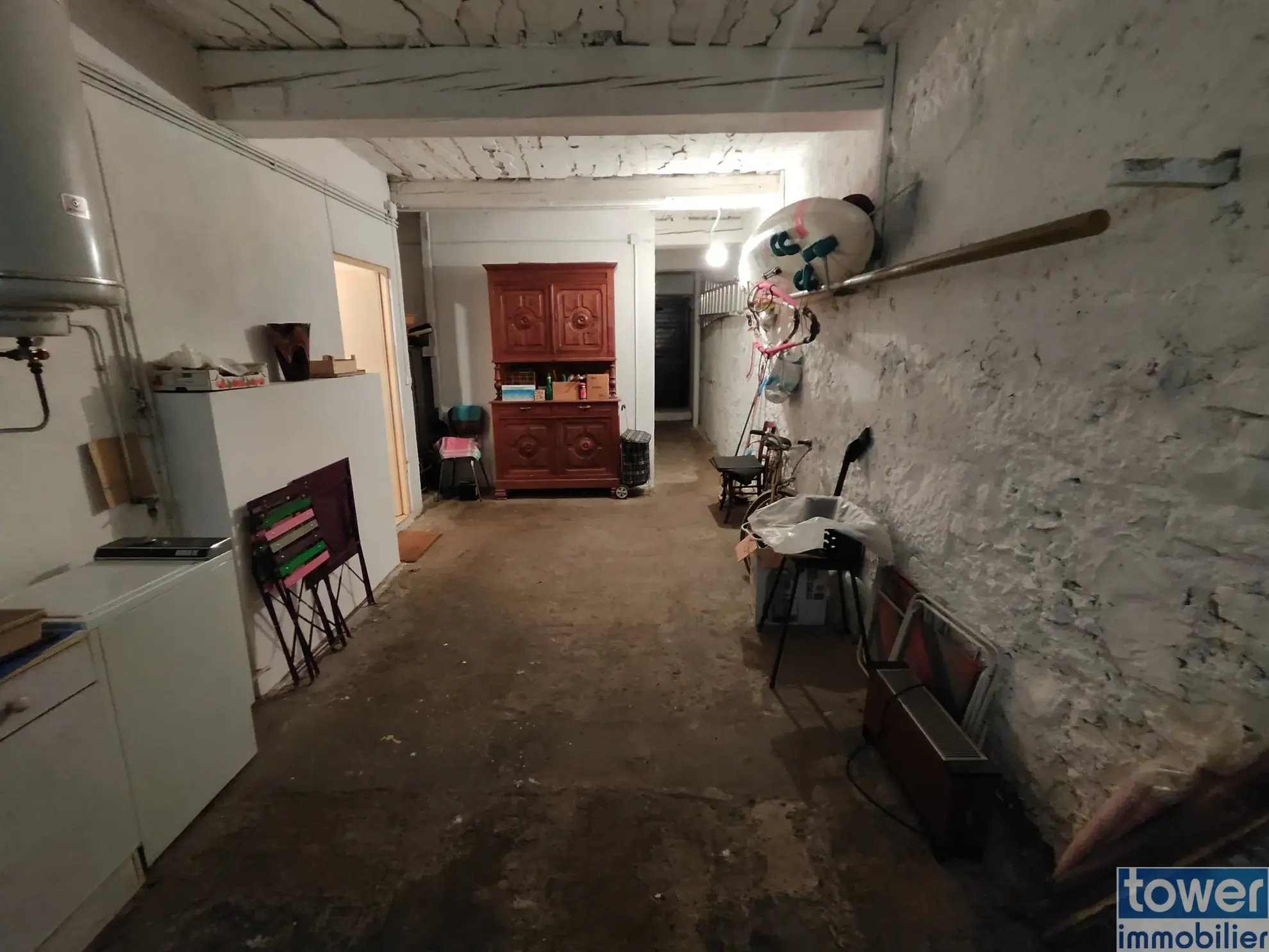 Maison de 120 m² avec grand potentiel et garage à Saint-Laurent-de-la-Cabrerisse 
