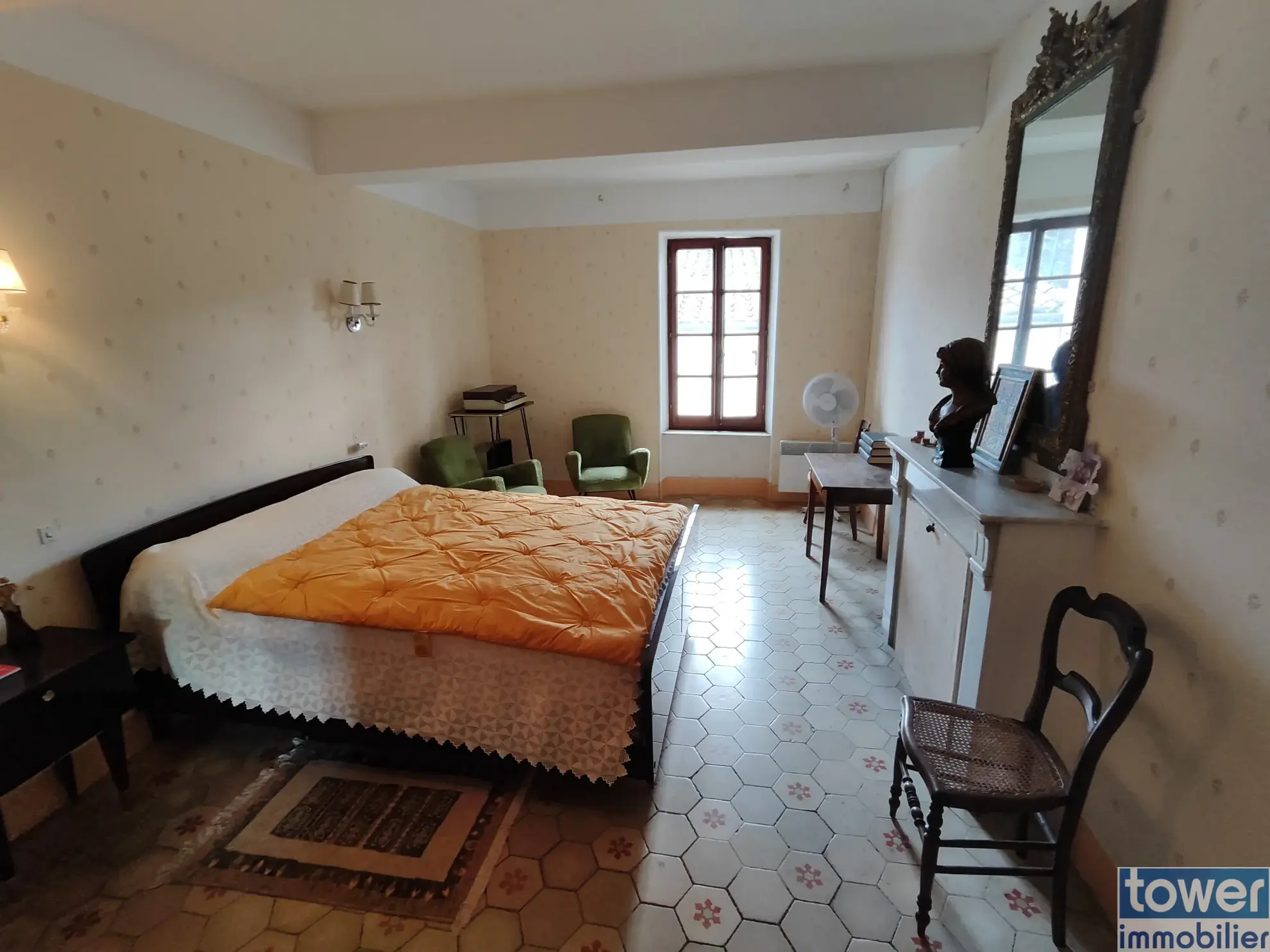 Maison de 120 m² avec grand potentiel et garage à Saint-Laurent-de-la-Cabrerisse 