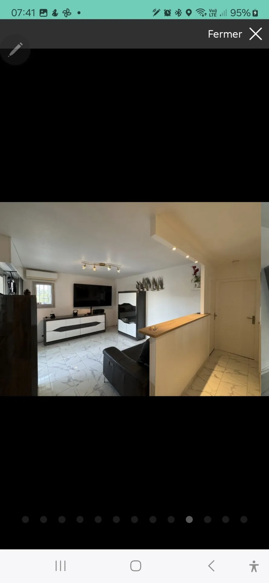 Appartement 2 pièces à vendre à Saint-Raphaël avec garage et loggia, parfait pour investisseur ou résidentiel 