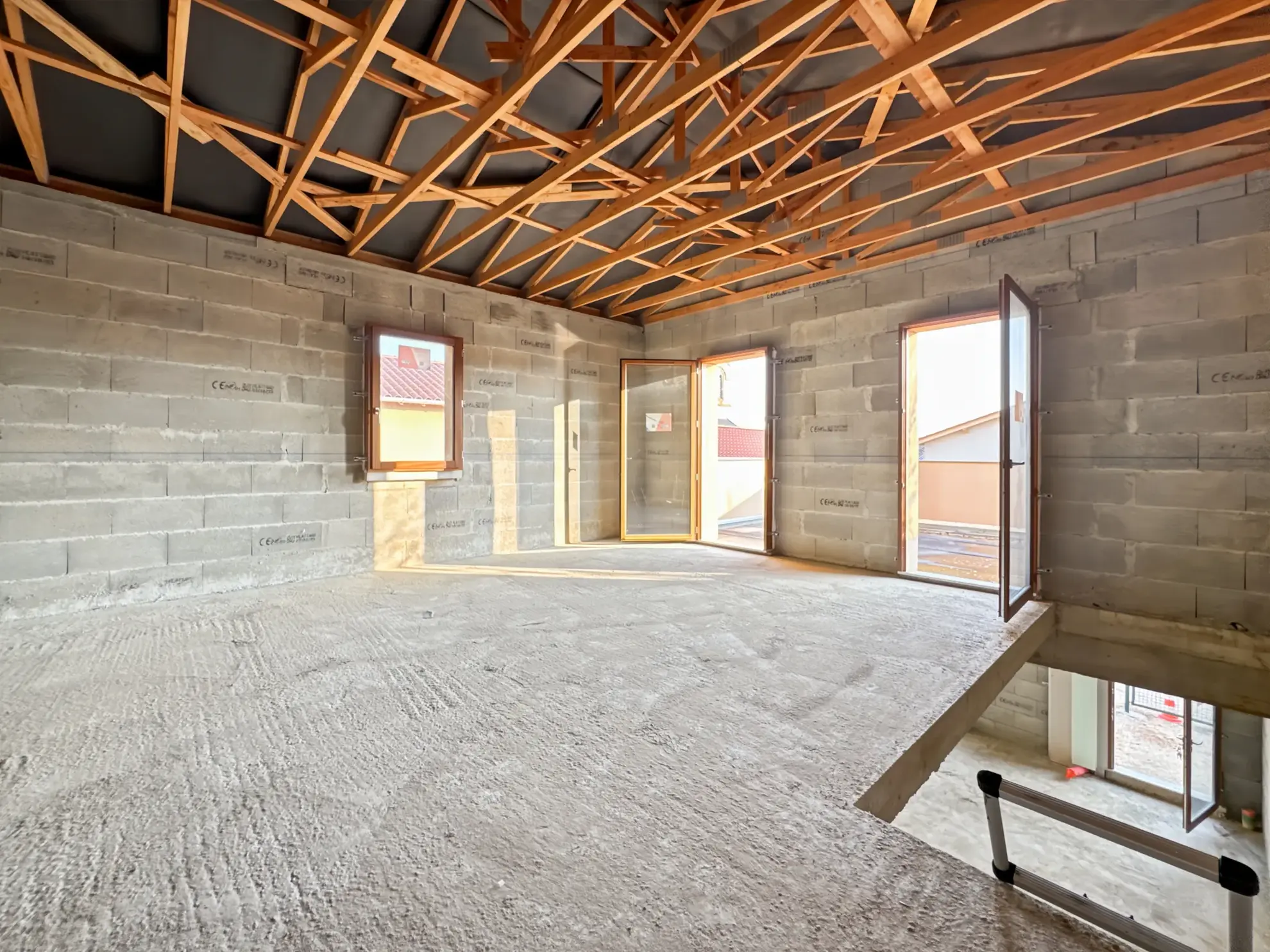 Villa neuve à vendre à Trévoux avec terrain modulaire, proche écoles, prix réduit 