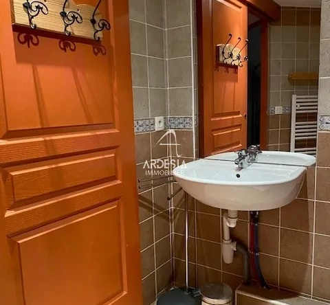 Appartement T2 en rez-de-chaussée à vendre au Corbier avec balcon et équipements montagnards 