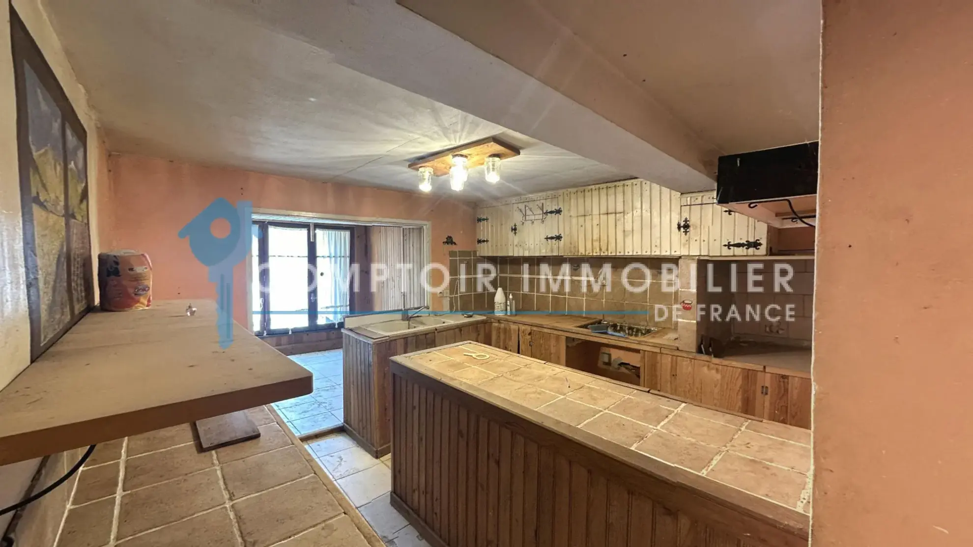 Maison à vendre de 200 m² avec appartement indépendant à Carpentras 