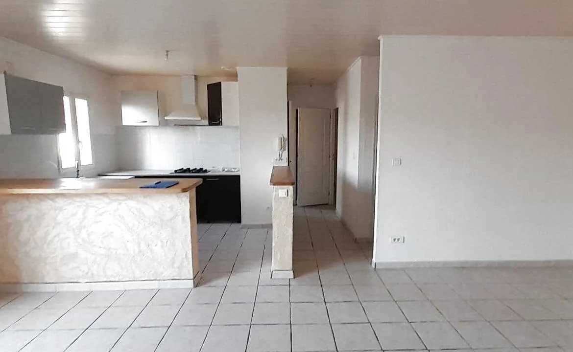 Achat maison 71 m² avec jardin à Caumont-sur-Durance, vue colline 