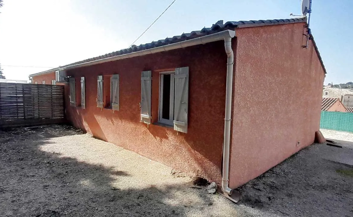 Achat maison 71 m² avec jardin à Caumont-sur-Durance, vue colline 