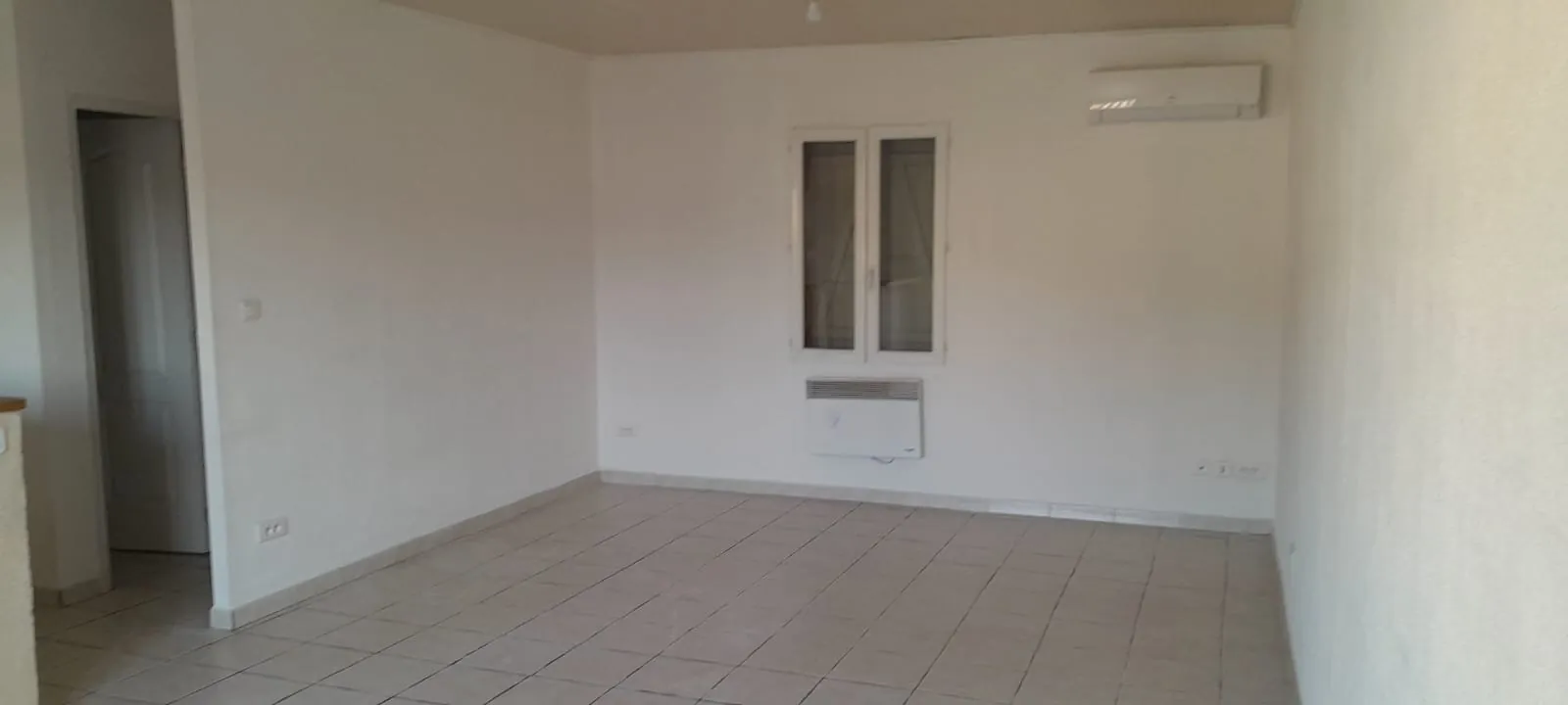 Achat maison 71 m² avec jardin à Caumont-sur-Durance, vue colline 