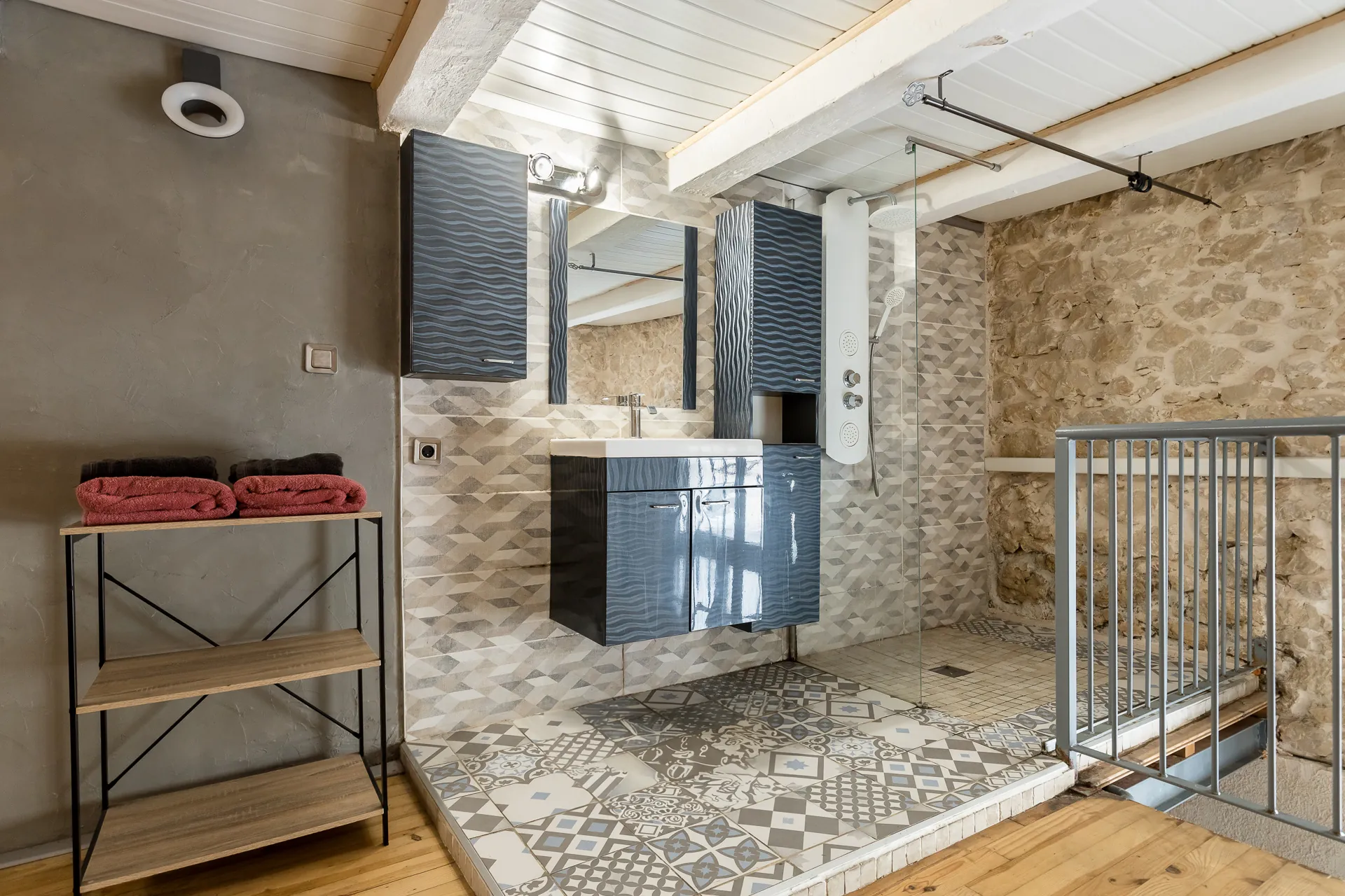 A vendre à Marseille, loft spacieux de 107 m² à Vauban avec stationnement 
