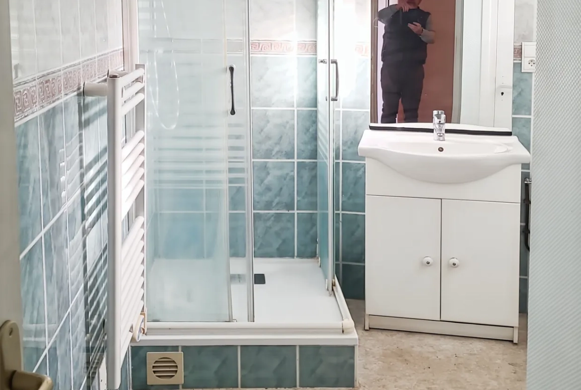 Maison à vendre de 75 m² avec cour et fournil à Lisle - Secteur Tocane 
