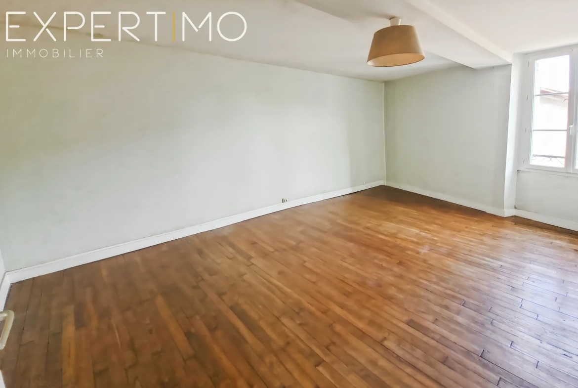 Maison à vendre de 75 m² avec cour et fournil à Lisle - Secteur Tocane 