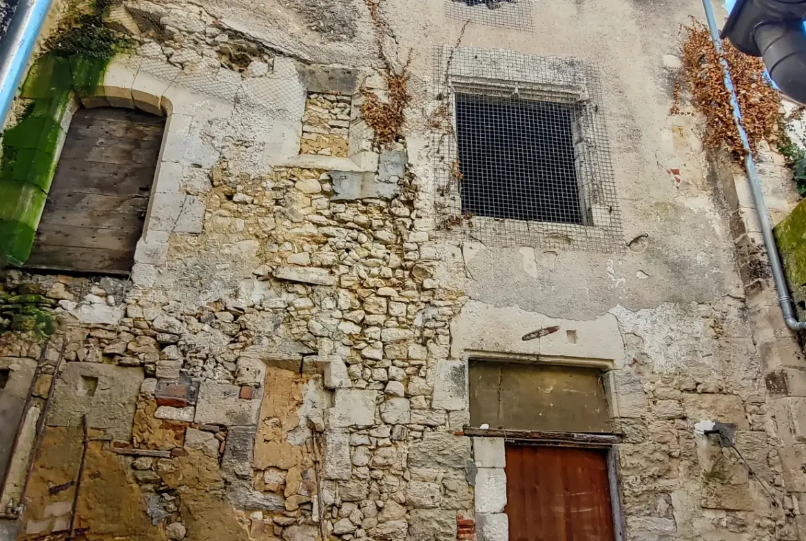 Maison à vendre de 75 m² avec cour et fournil à Lisle - Secteur Tocane 