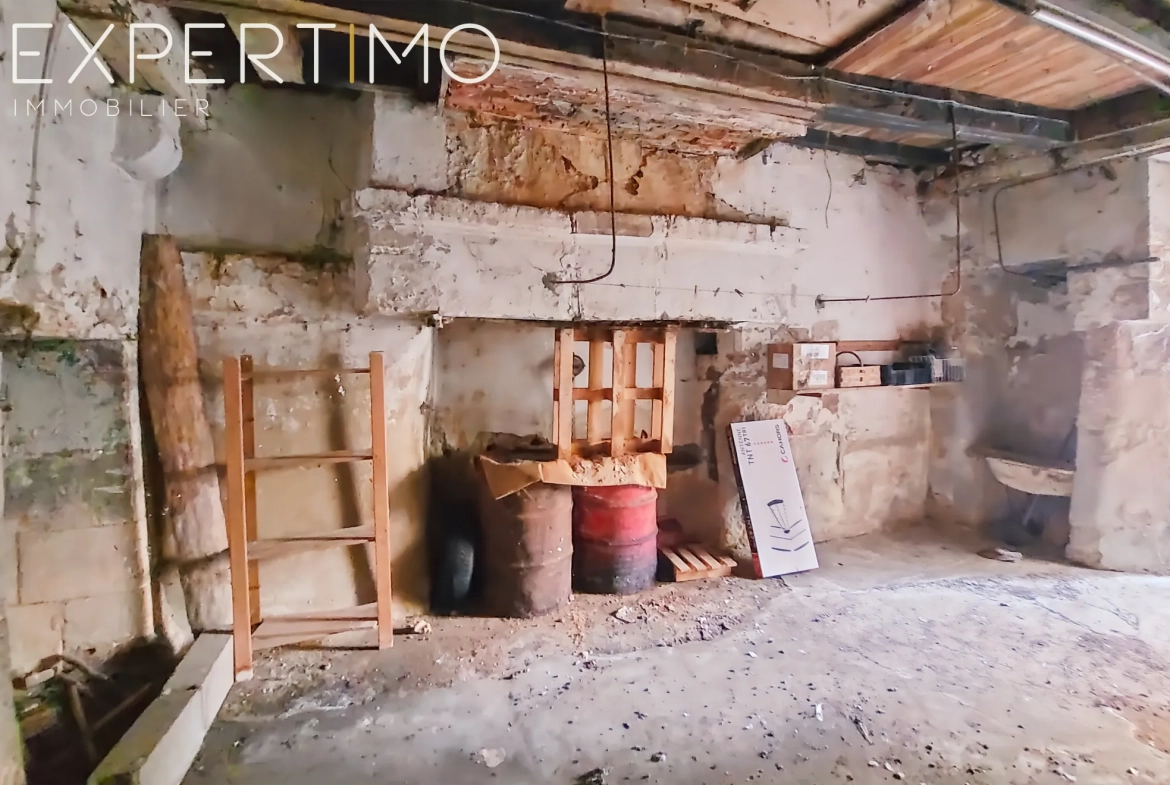 Maison à vendre de 75 m² avec cour et fournil à Lisle - Secteur Tocane 