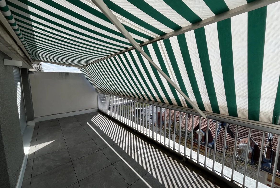 Appartement avec terrasse et garage à Vichy – 85 m², 2 chambres, exposition sud 