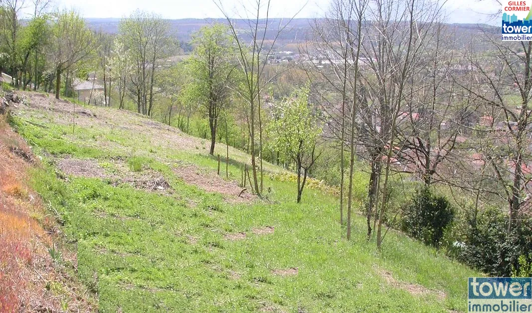 Terrains constructibles à Villefranche de Rouergue avec vue panoramique - 1002 m² 