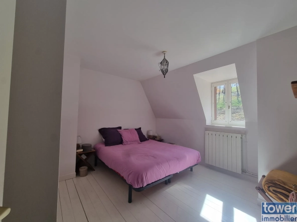 À vendre propriété isolée de 3,4 ha avec maison de 140 m² et dépendance à Cros 