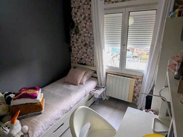 À vendre maison de 70 m² à Avion, proche commodités avec garage et panneaux solaires 