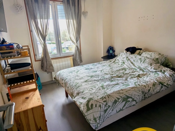 À vendre maison de 70 m² à Avion, proche commodités avec garage et panneaux solaires 